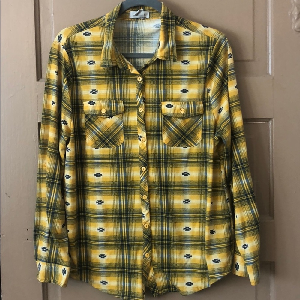 🦄3 for $25 bundle🦄 Plaid button up